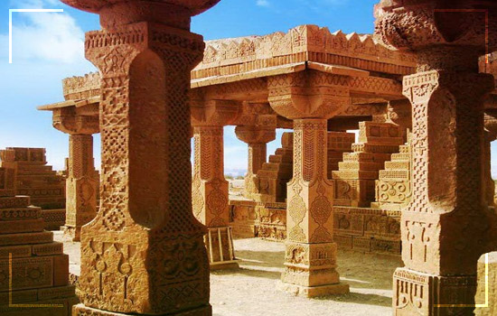 Travel Like A Pro: Expert Travel Tips And Tricks For Stressfree Tour 33 Free-Section-to-Historical-Centers