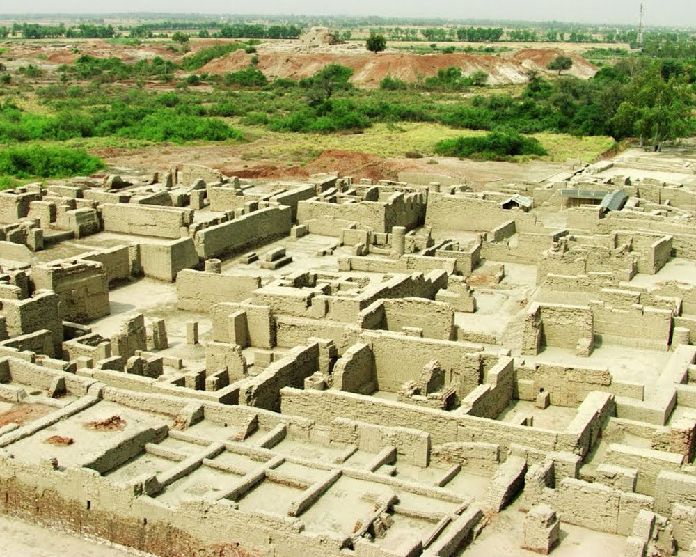 Top 5 Famous Places To Visit in Sindh Pakistan 3 Places to visit in SIndh: Mohenjo-Daro
