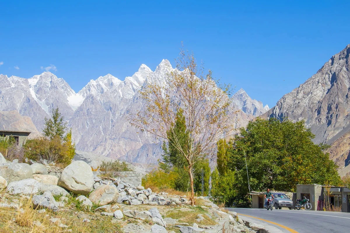 Top Places To Visit in Hunza Valley 10 Gulmit