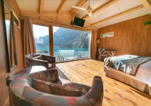 Honeymoon Resorts in Pakistan To Spend A Perfect Time Together 21 Top honeymoon places in Pakistan that offer amazing atmosphere and extraordinary service: Luxus Hunza Valley