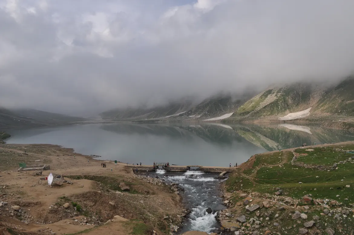 summer holidays in pakistan: lake saif ul malook summer holidays in pakistan: lake saif ul malook